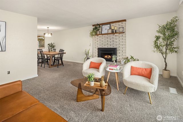 1006 Grant Avenue S, Renton, WA 98057