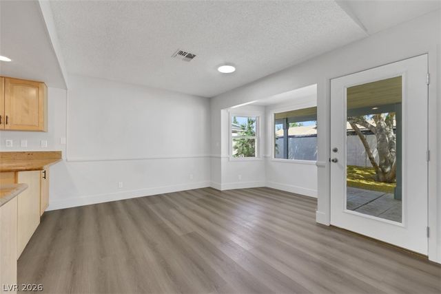 5420 La Palomas Court, Las Vegas, NV 89120