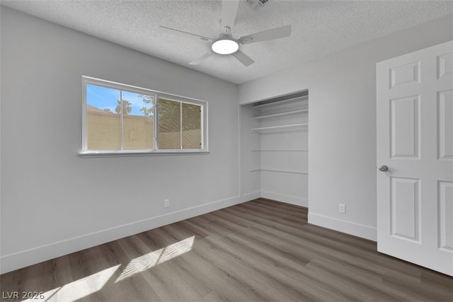 5420 La Palomas Court, Las Vegas, NV 89120