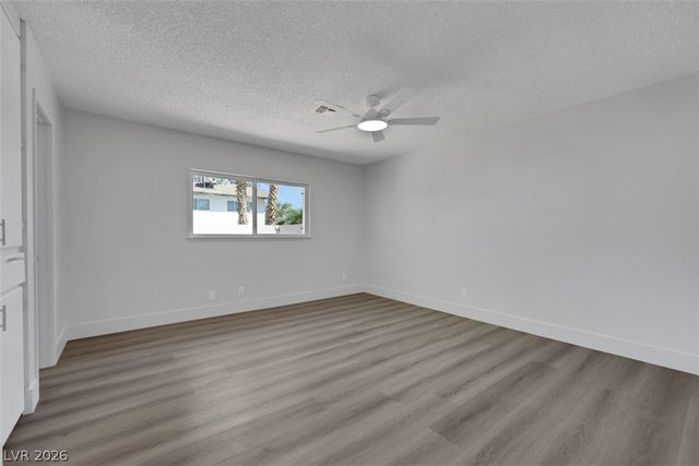 5420 La Palomas Court, Las Vegas, NV 89120