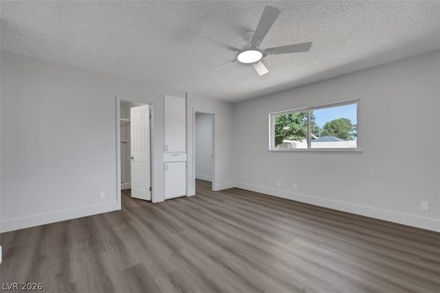 5420 La Palomas Court, Las Vegas, NV 89120