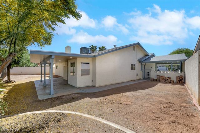 5420 La Palomas Court, Las Vegas, NV 89120