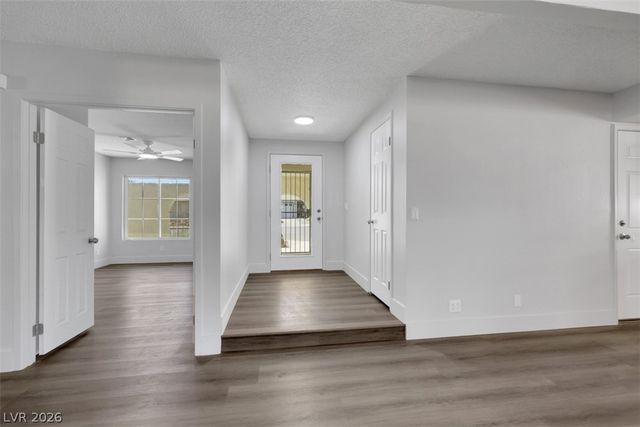 5420 La Palomas Court, Las Vegas, NV 89120