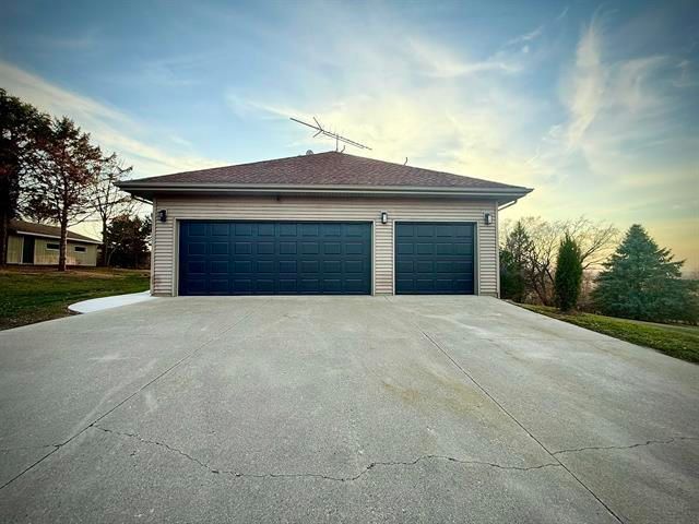 3640 Moffett Road, Rockton, IL 61072