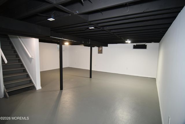 20 Oak Hill Drive, Toms River, NJ 08753