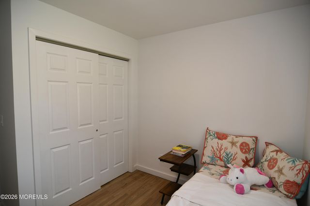 20 Oak Hill Drive, Toms River, NJ 08753