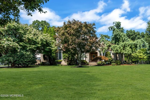 2192 S Tiiu Court, Toms River, NJ 08755