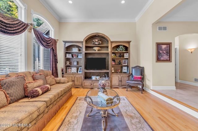 2192 S Tiiu Court, Toms River, NJ 08755