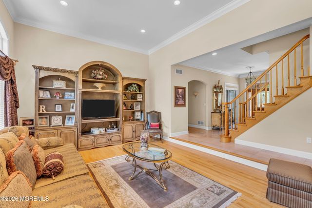 2192 S Tiiu Court, Toms River, NJ 08755