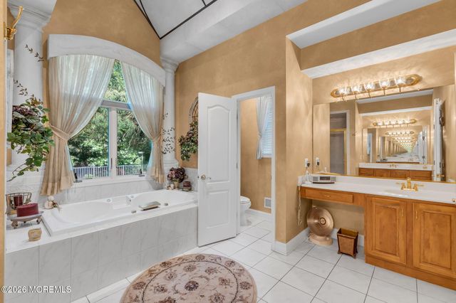 2192 S Tiiu Court, Toms River, NJ 08755