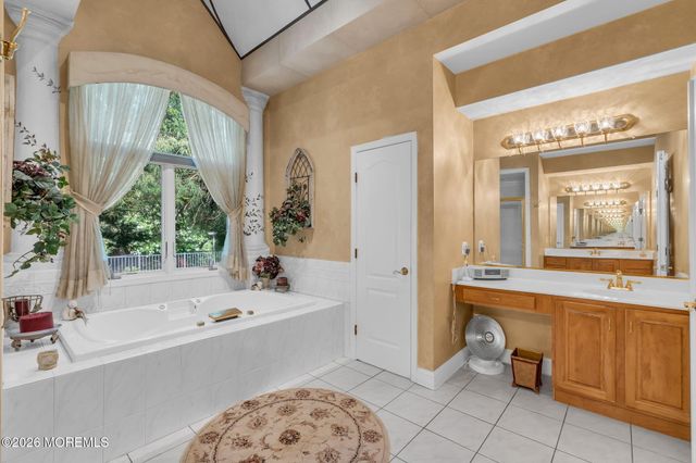 2192 S Tiiu Court, Toms River, NJ 08755