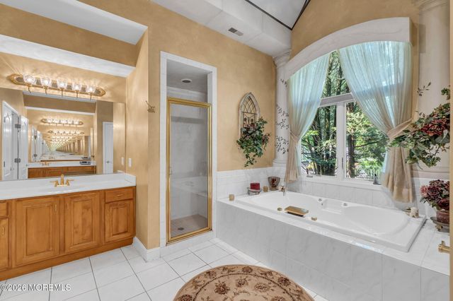 2192 S Tiiu Court, Toms River, NJ 08755