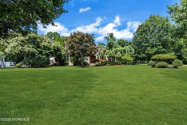 2192 S Tiiu Court, Toms River, NJ 08755