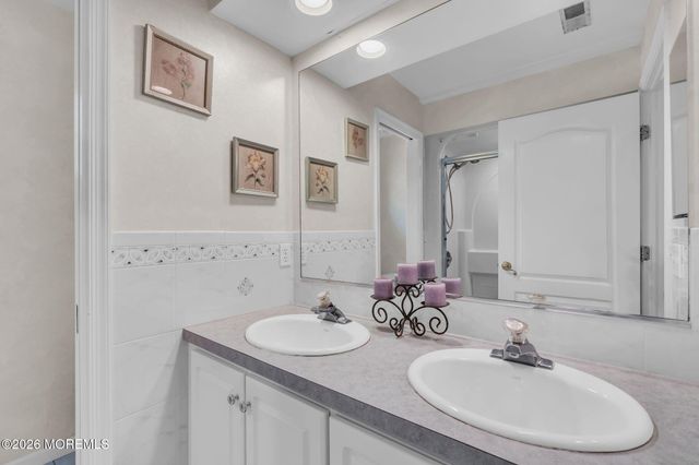 2192 S Tiiu Court, Toms River, NJ 08755