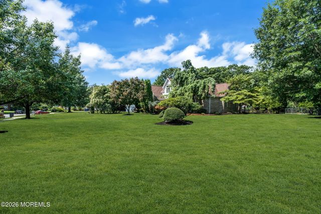 2192 S Tiiu Court, Toms River, NJ 08755