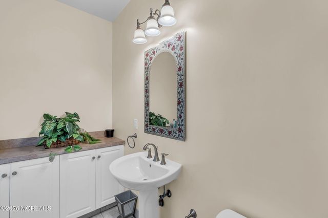 2192 S Tiiu Court, Toms River, NJ 08755