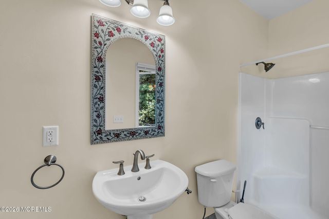 2192 S Tiiu Court, Toms River, NJ 08755