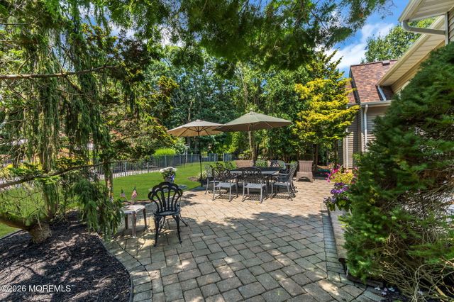 2192 S Tiiu Court, Toms River, NJ 08755