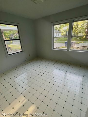 1310 N 33rd Street, Fort Smith, AR 72904