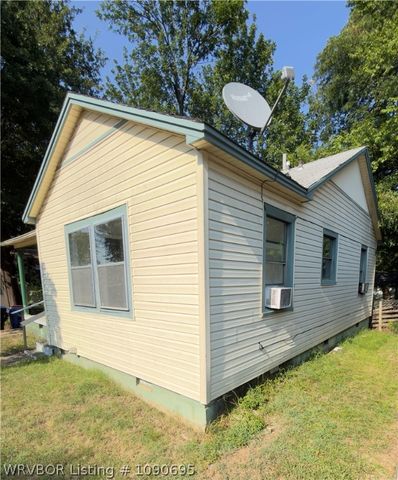 1310 N 33rd Street, Fort Smith, AR 72904