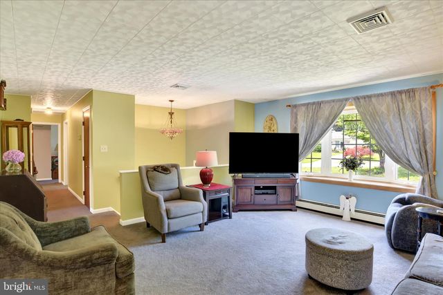 20 WILLOW ST, Marysville, PA 17053