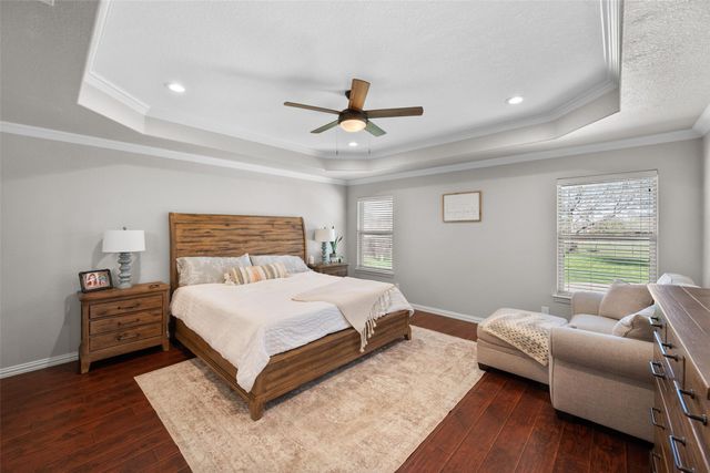 409 Emerald Court, Burleson, TX 76028