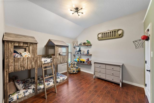 409 Emerald Court, Burleson, TX 76028