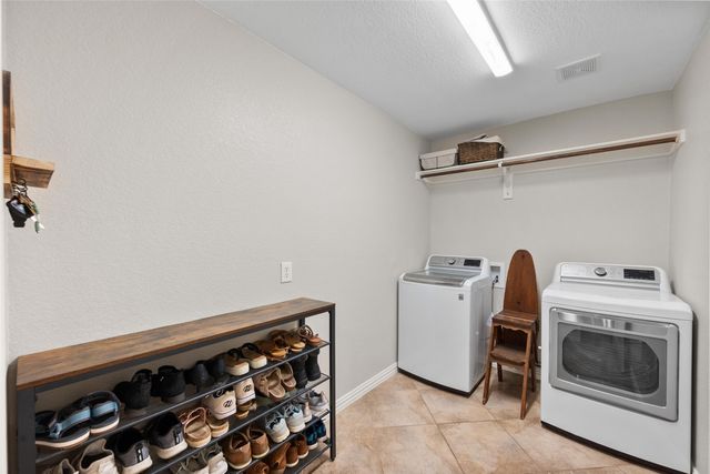 409 Emerald Court, Burleson, TX 76028