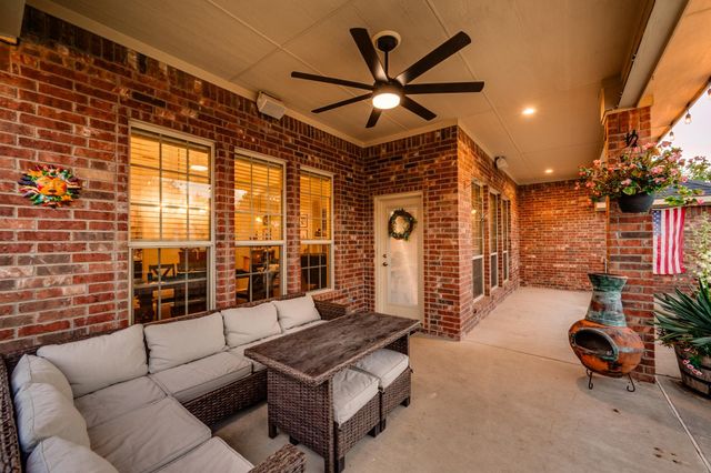 409 Emerald Court, Burleson, TX 76028