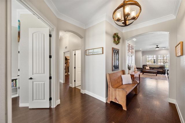 409 Emerald Court, Burleson, TX 76028