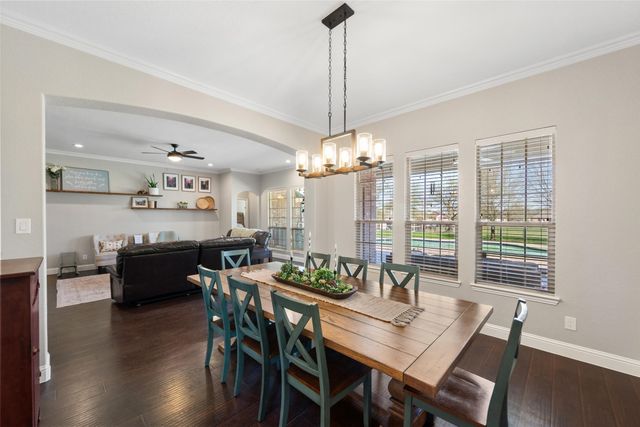 409 Emerald Court, Burleson, TX 76028