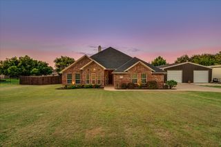 409 Emerald Court, Burleson, TX 76028