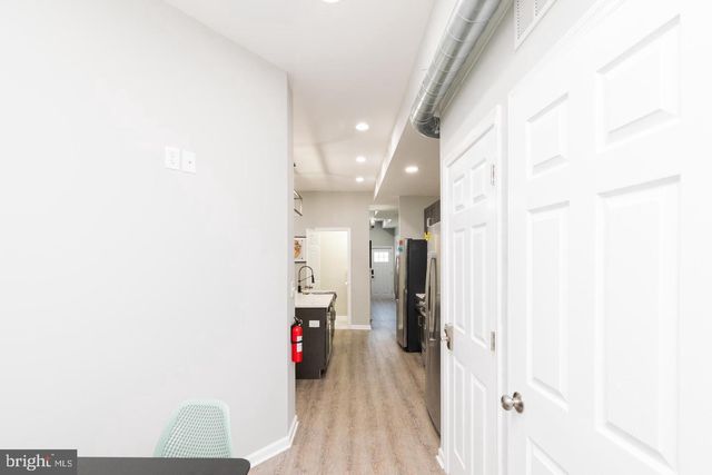942 N BROADWAY, Baltimore, MD 21205