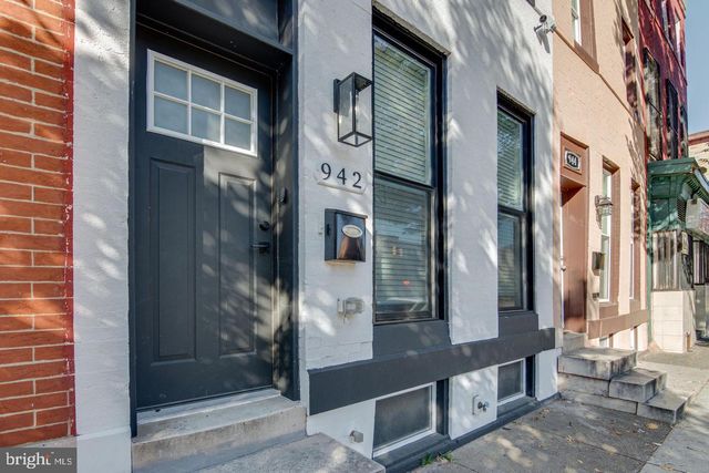 942 N BROADWAY, Baltimore, MD 21205