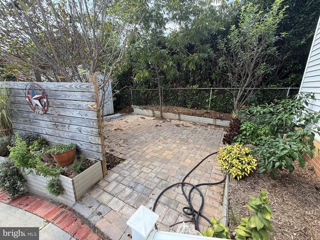 102 FREDERICK AVE, Frederick, MD 21701