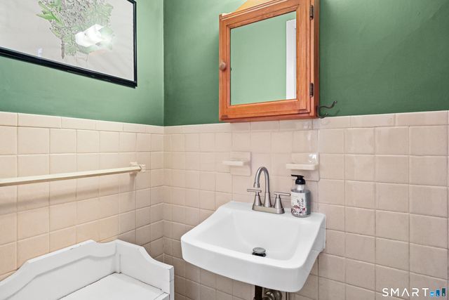 1720 Whitney Avenue, Hamden, CT 06517