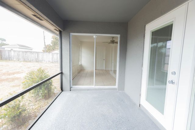 382 NE Genesee Avenue, Port St. Lucie, Port St Lucie, FL 34983