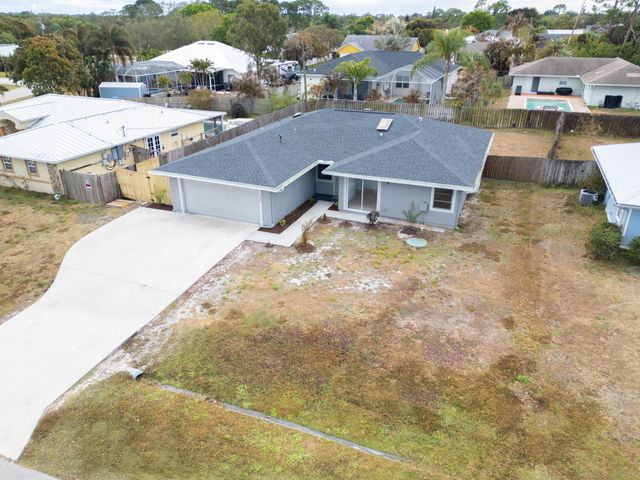 382 NE Genesee Avenue, Port St. Lucie, Port St Lucie, FL 34983