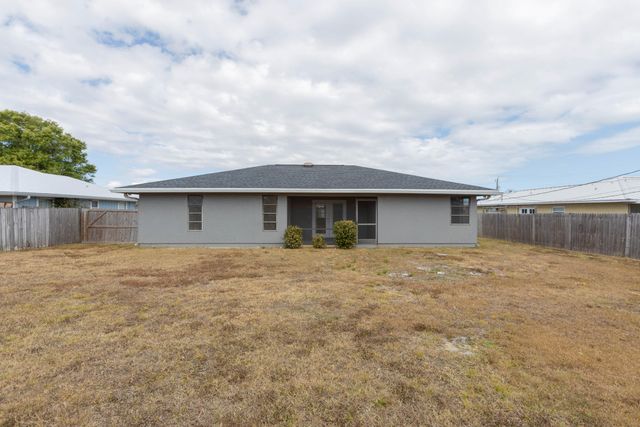 382 NE Genesee Avenue, Port St. Lucie, Port St Lucie, FL 34983