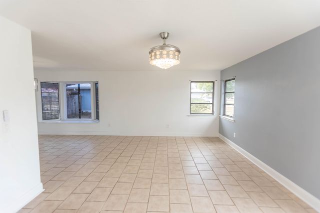 382 NE Genesee Avenue, Port St. Lucie, Port St Lucie, FL 34983