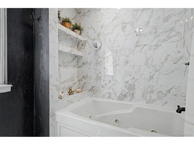 1955 S Xanadu Way, Aurora, CO 80014