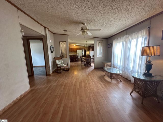 3724 Fairview Road, Fountain Inn, SC 29644