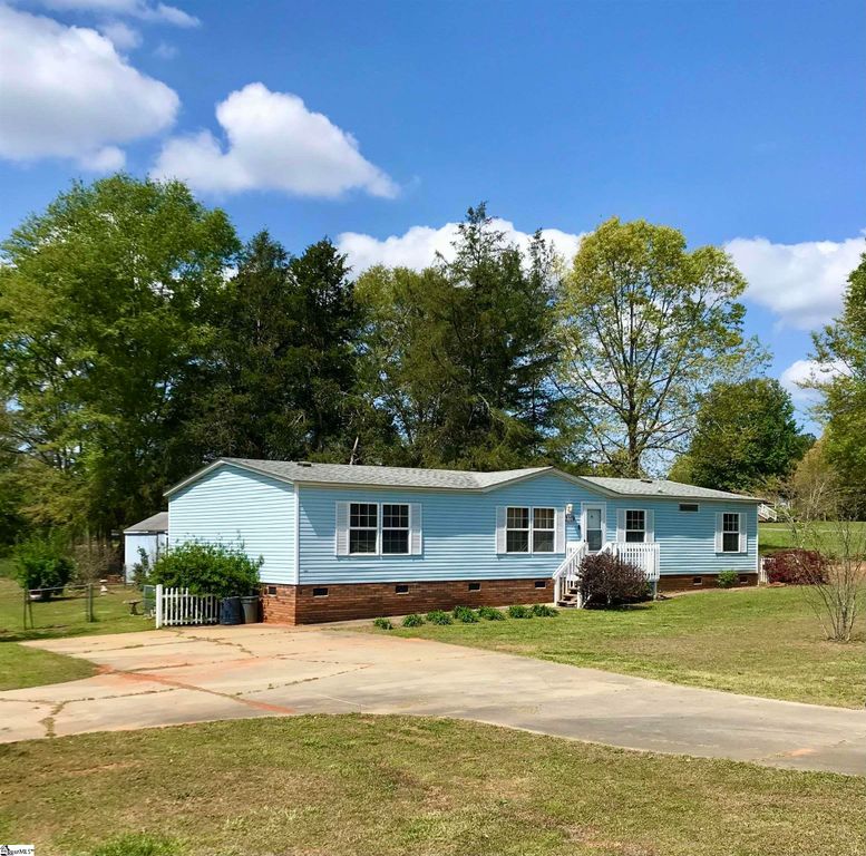 3724 Fairview Road, Fountain Inn, SC 29644