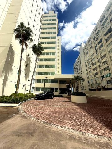 7063 AVE LOS GOBERNADORES, Carolina, PR 00979