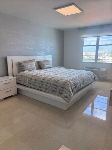 7063 AVE LOS GOBERNADORES, Carolina, PR 00979