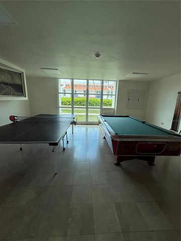 7063 AVE LOS GOBERNADORES, Carolina, PR 00979