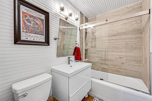 111 NE 46th Street, Oakland Park, FL 33334