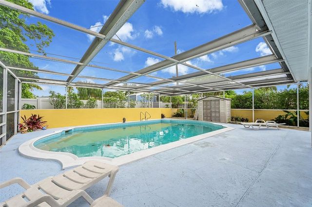 111 NE 46th Street, Oakland Park, FL 33334