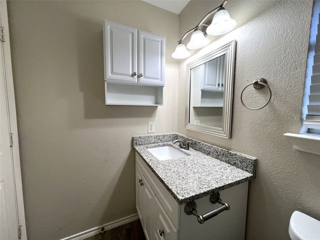 3417 Stanley Avenue, Fort Worth, TX 76110