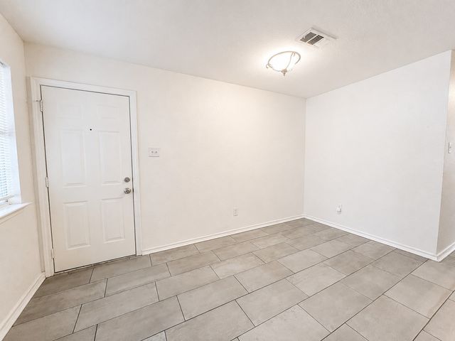 3417 Stanley Avenue, Fort Worth, TX 76110